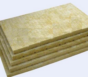 選用【巖棉保溫板】節(jié)能，節(jié)能時(shí)代。